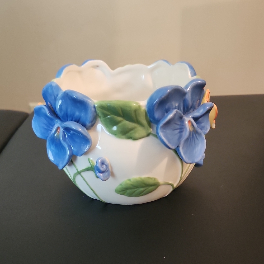 Burton & Burton Ceramic Bowl with Blue and Green Floral Design 3d